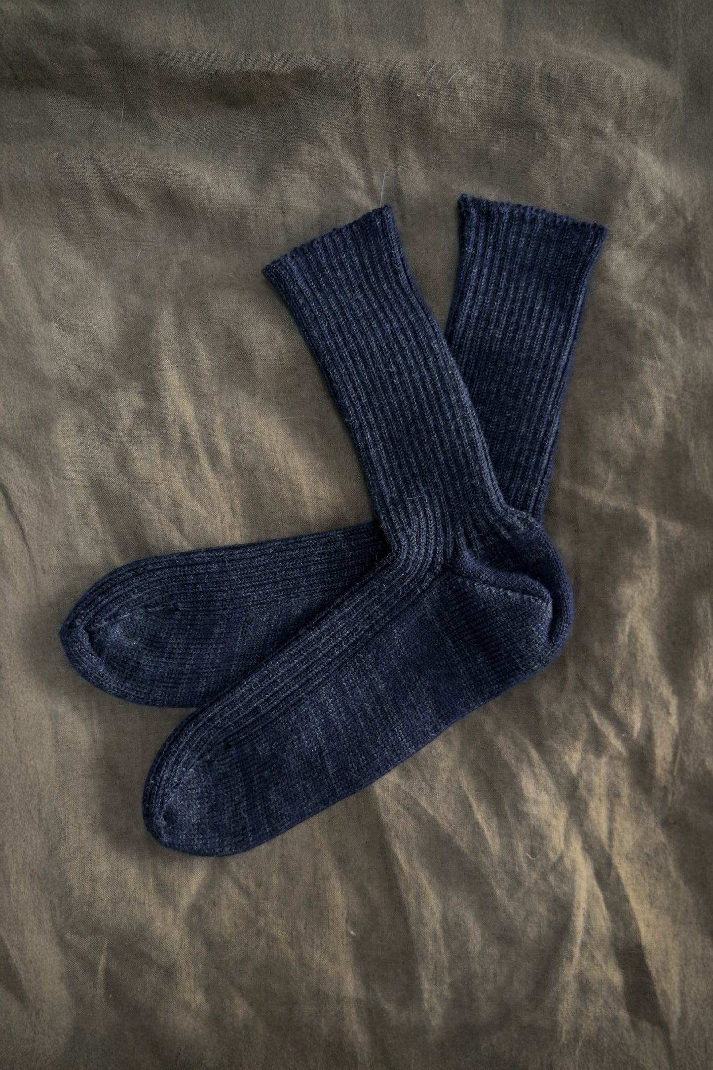 Organic Cotton/Merino Bed Socks in Navy