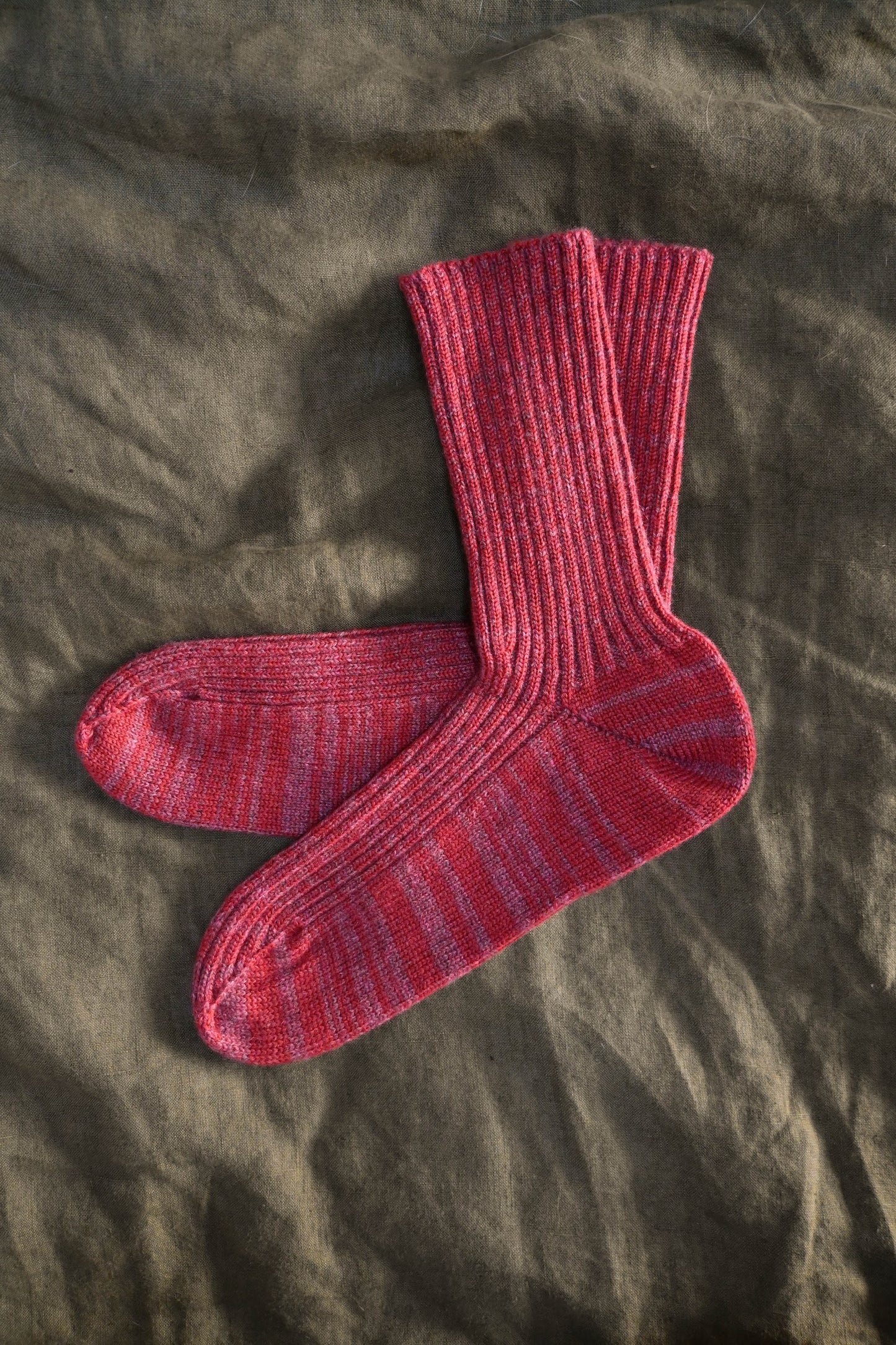 Cashmere/Merino Bed Socks in Henna
