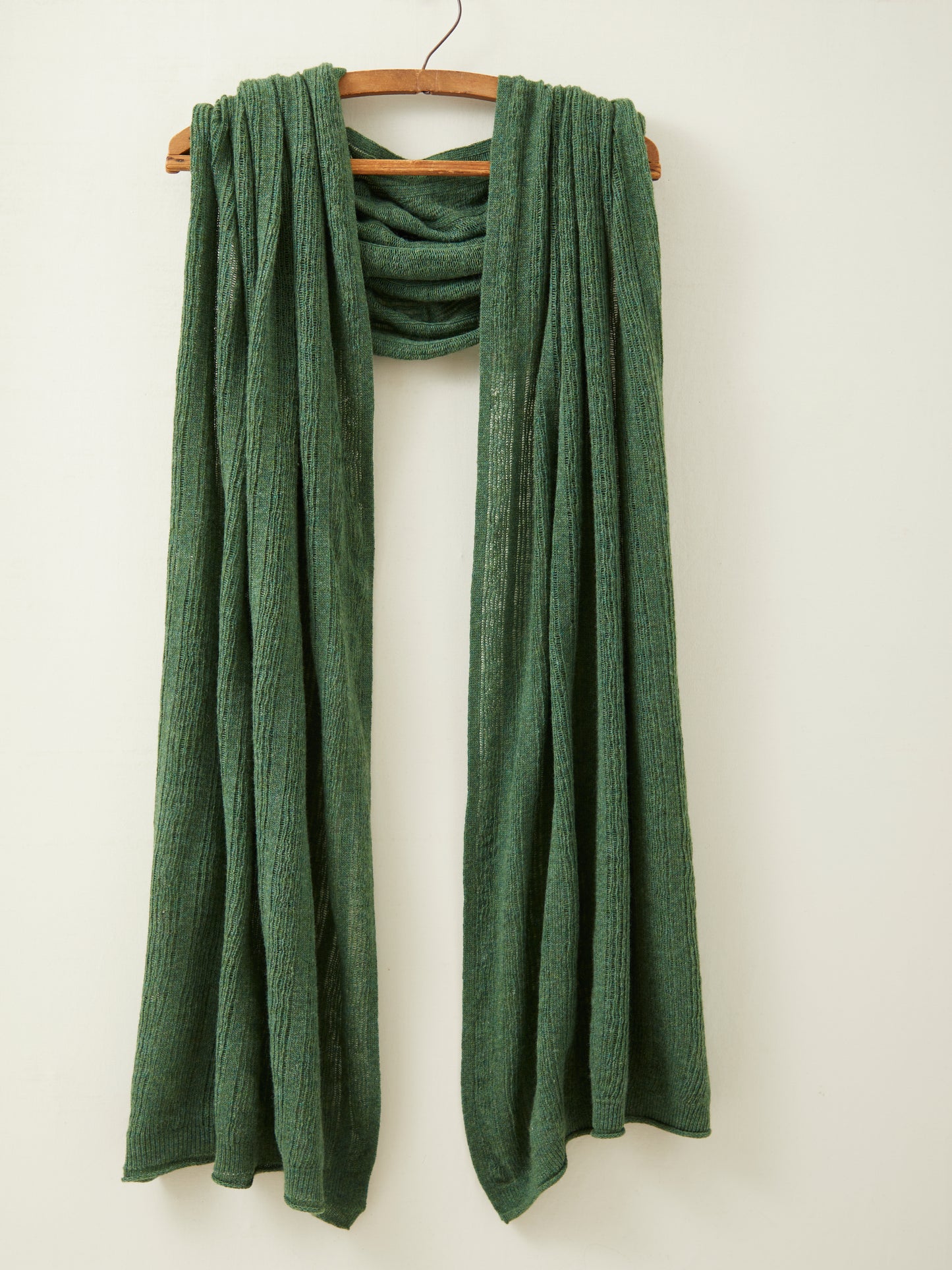 Fine Merino Lambswool Brant Wrap in Pine