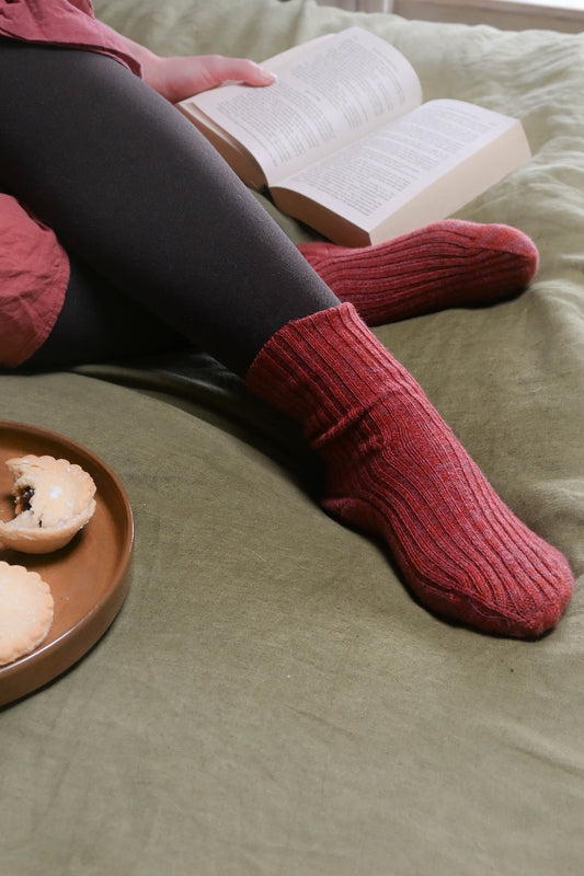 Cashmere/Merino Bed Socks in Henna