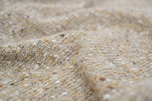Wool Wonders: The Science Behind How Wool Keeps Us Warm and Cool