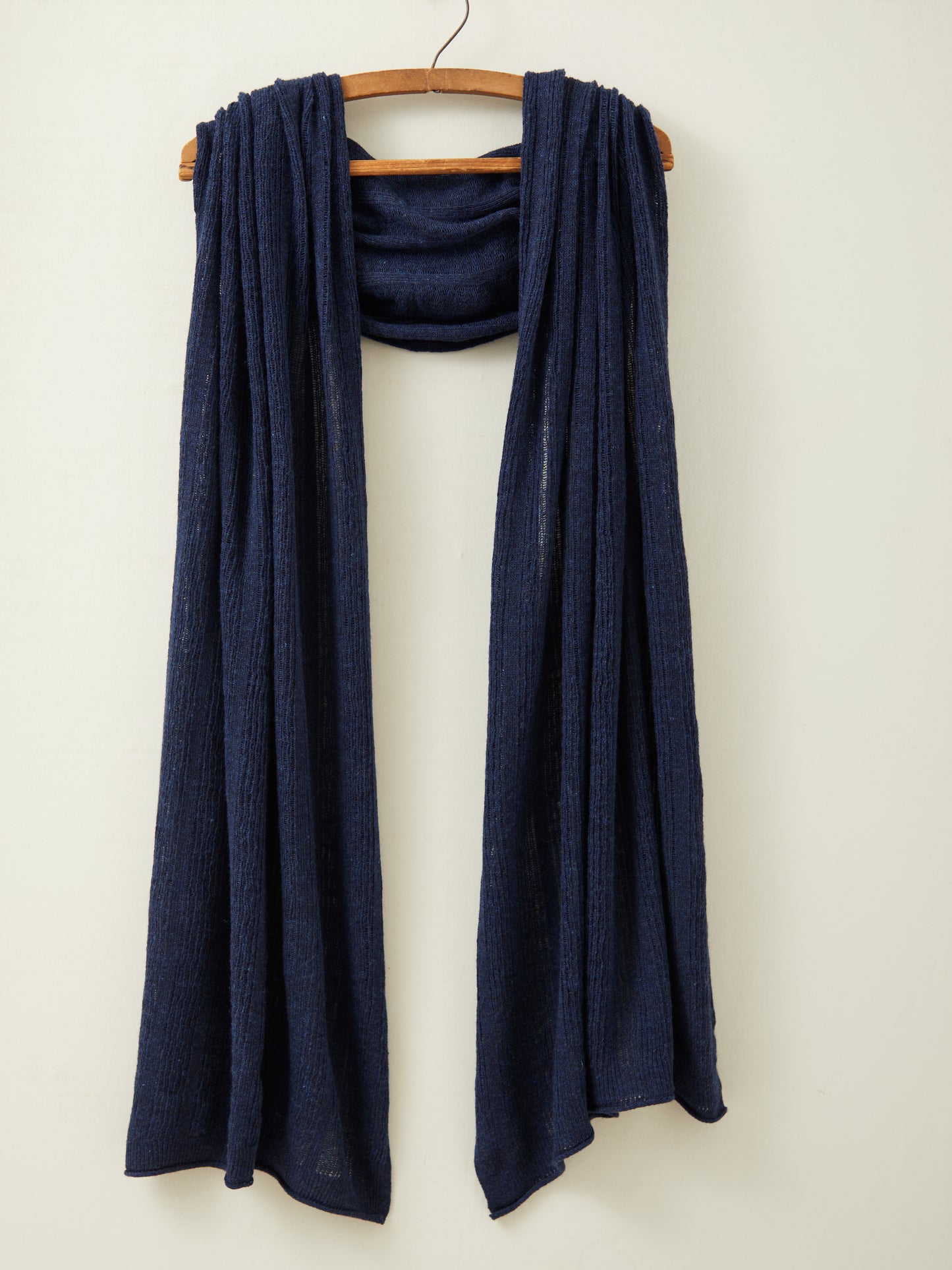 Fine Lambswool Brant Wrap in Navy Melange