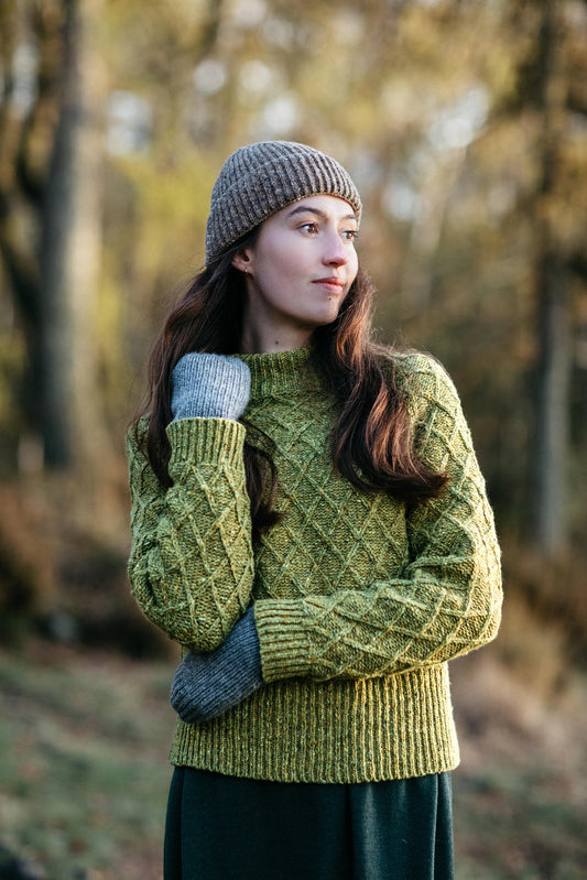 The Blisco Donegal Aran Sweater in Lime