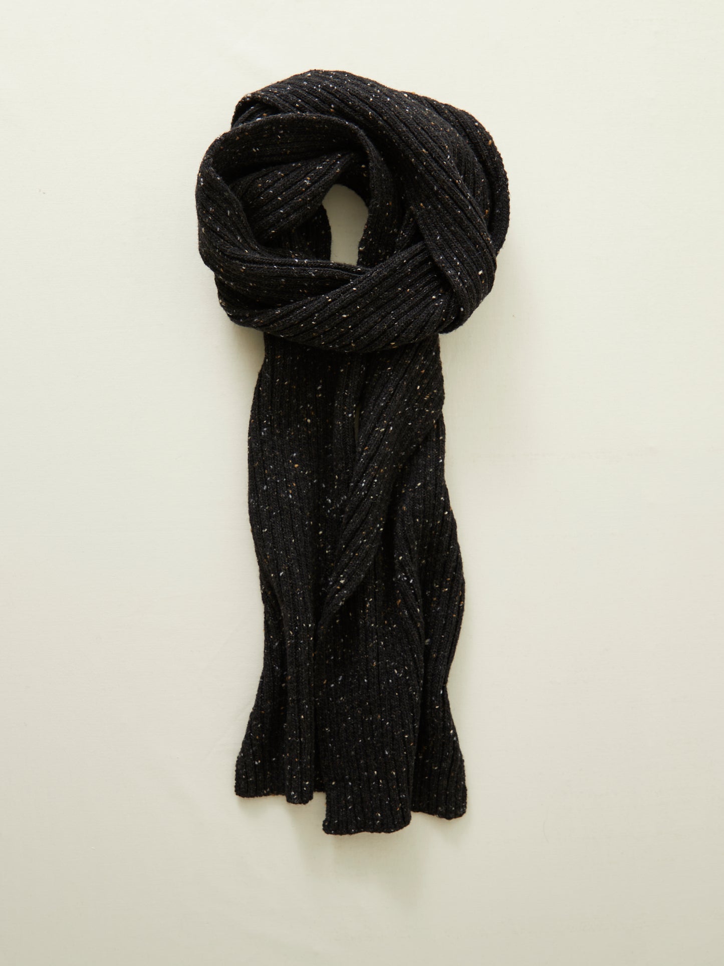 Donegal Merino Wool Rib Scarf in Charcoal