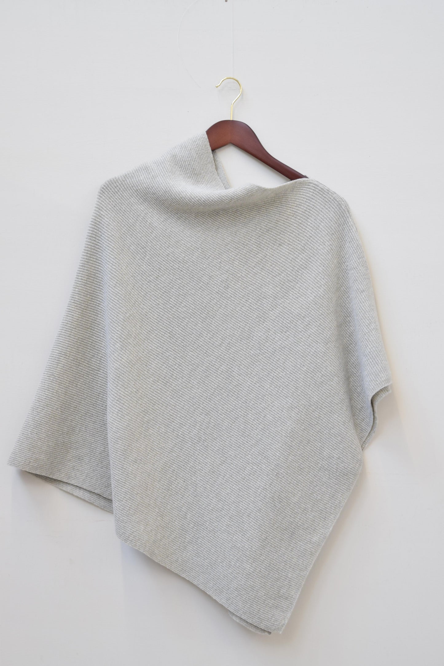 Fine Rib Lambswool Poncho in Silver Grey