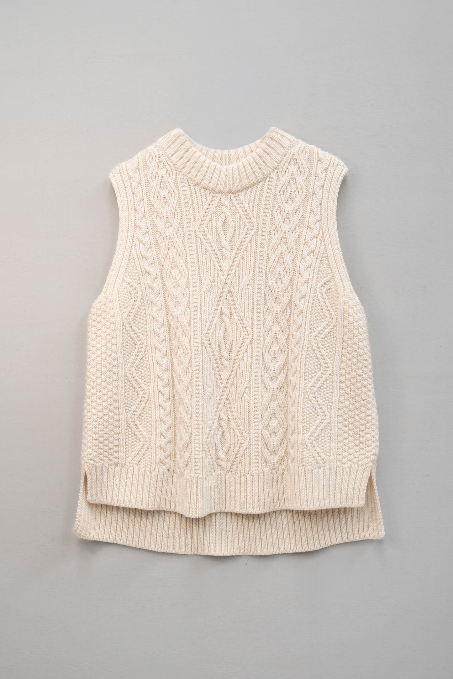The Freyja British Wool Cable Vest in Ecru