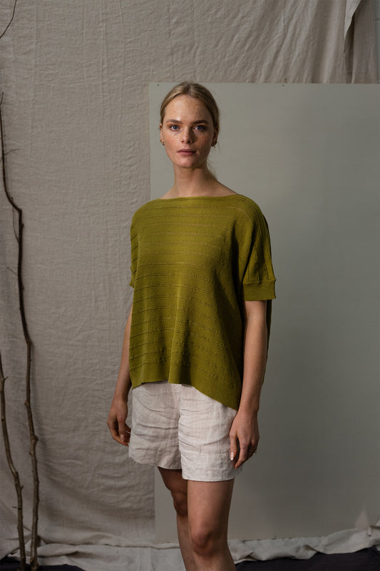 100% Organic Cotton/ Linen Tee - Size Small - Olive