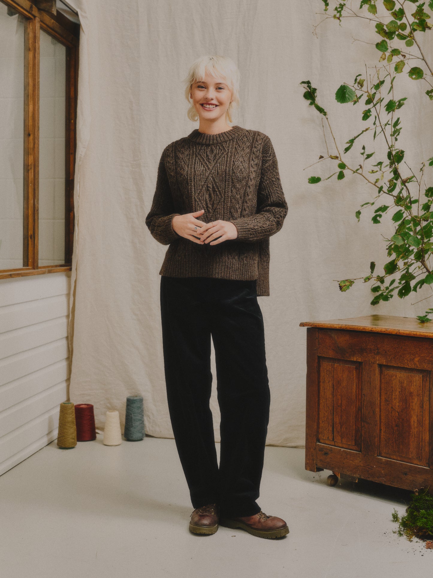 The Freyja British Wool Cable Sweater in Peat