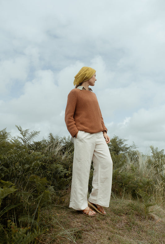 The Claife Organic Cotton Fisherman Rib Sweater in Rosewood Apricot