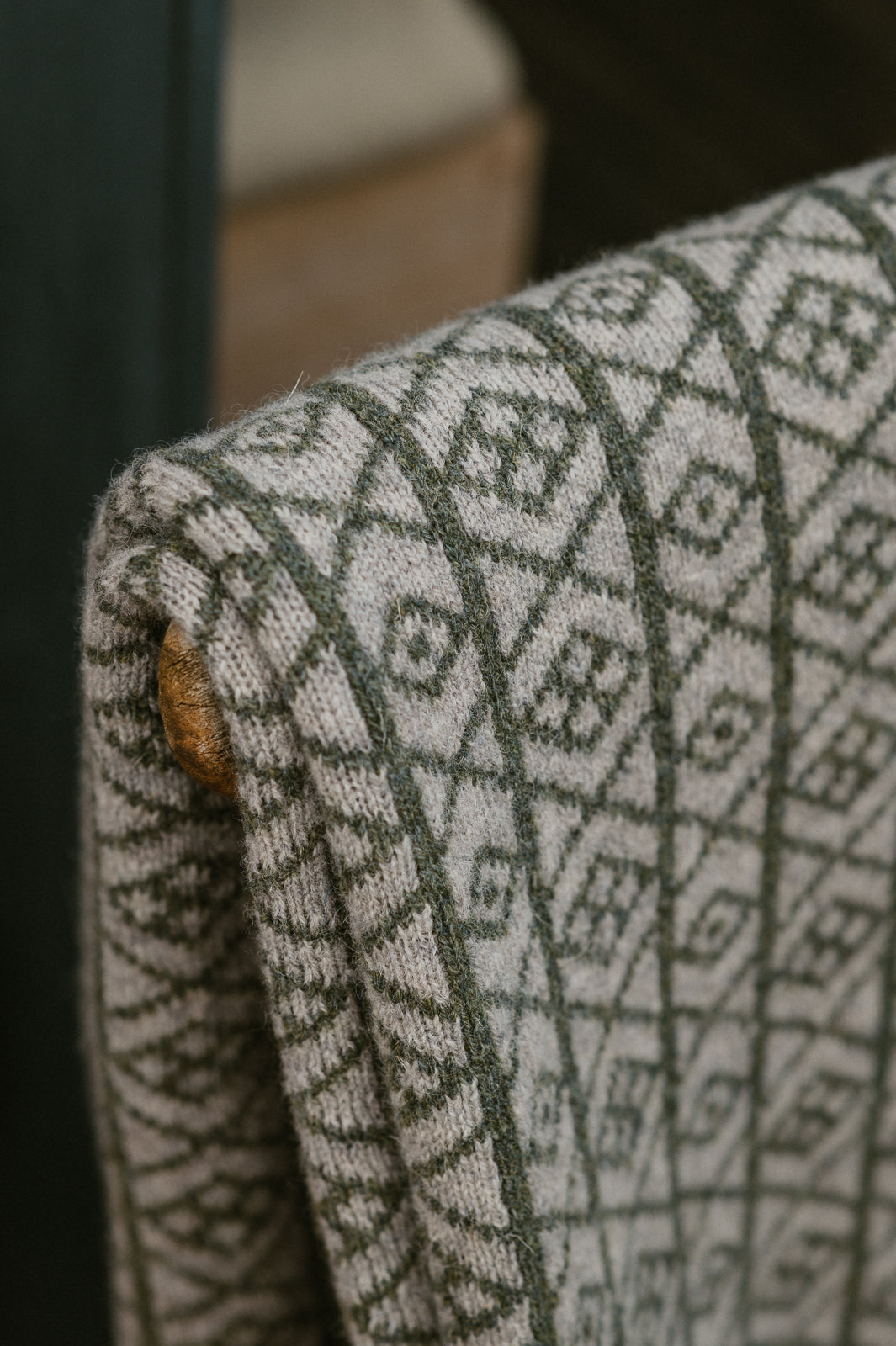 The Ruskin British Wool Jacquard Blanket in Sage Green / Grey