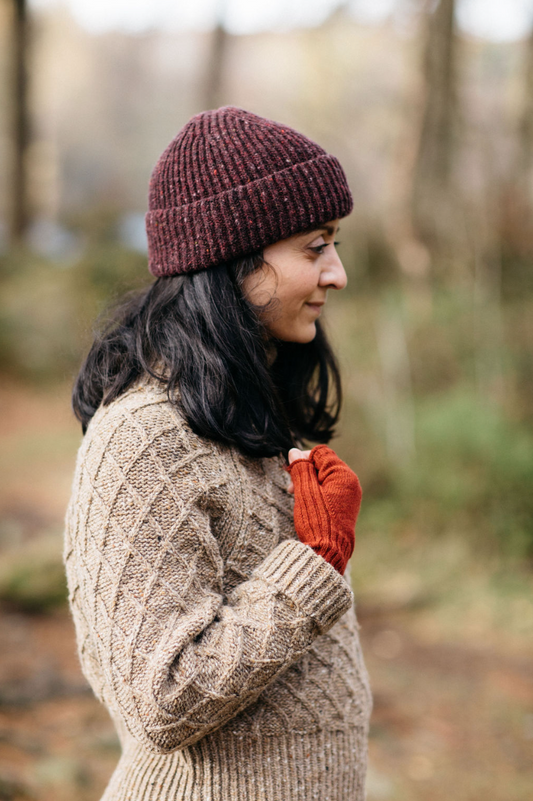 Donegal Merino Wool Beanie Hat in Mulberry